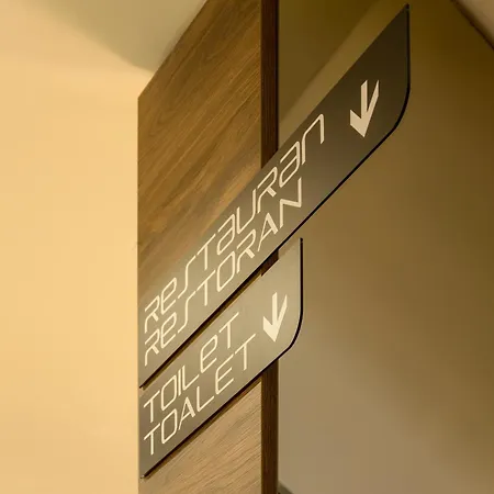 Boutique 25h By Eva 018 3*