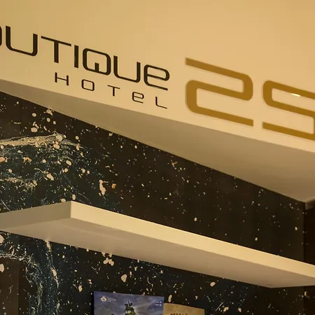 Hotel Boutique 25h By Eva 018 3*