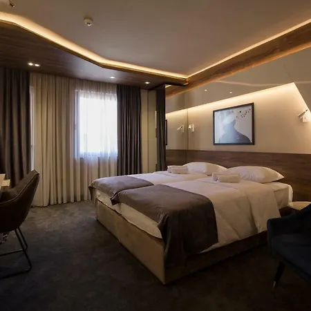 Hotel Boutique 25h By Eva 018 3*