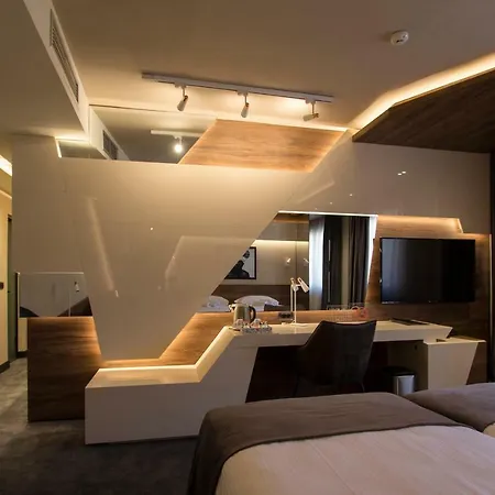 Boutique 25h By Eva 018 Hotel 3*