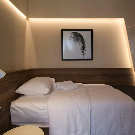 Boutique 25h By Eva 018 Hotel 3*